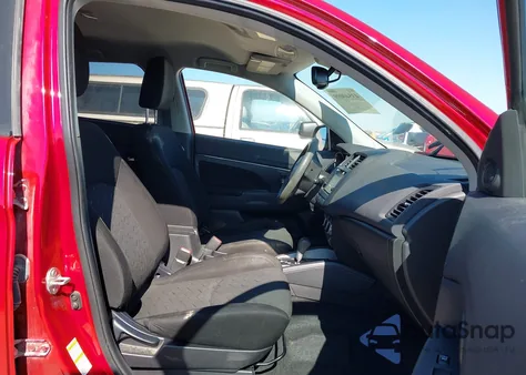 2021 Mitsubishi Outlander Sport 2.0 Be 2Wd/2.0 Es 2Wd/2.0 Le 2Wd/2.0 S 2Wd z USA, uszkodzony, nr VIN JA4APUAU7MU022479